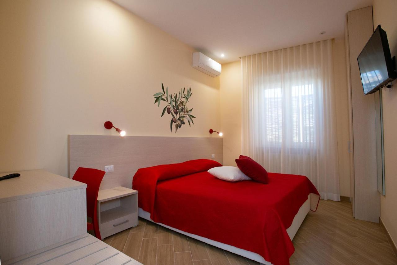 B&B Rita, Nel Cuore Del Salento カヴァッリーノ・ディ・レッチェ エクステリア 写真