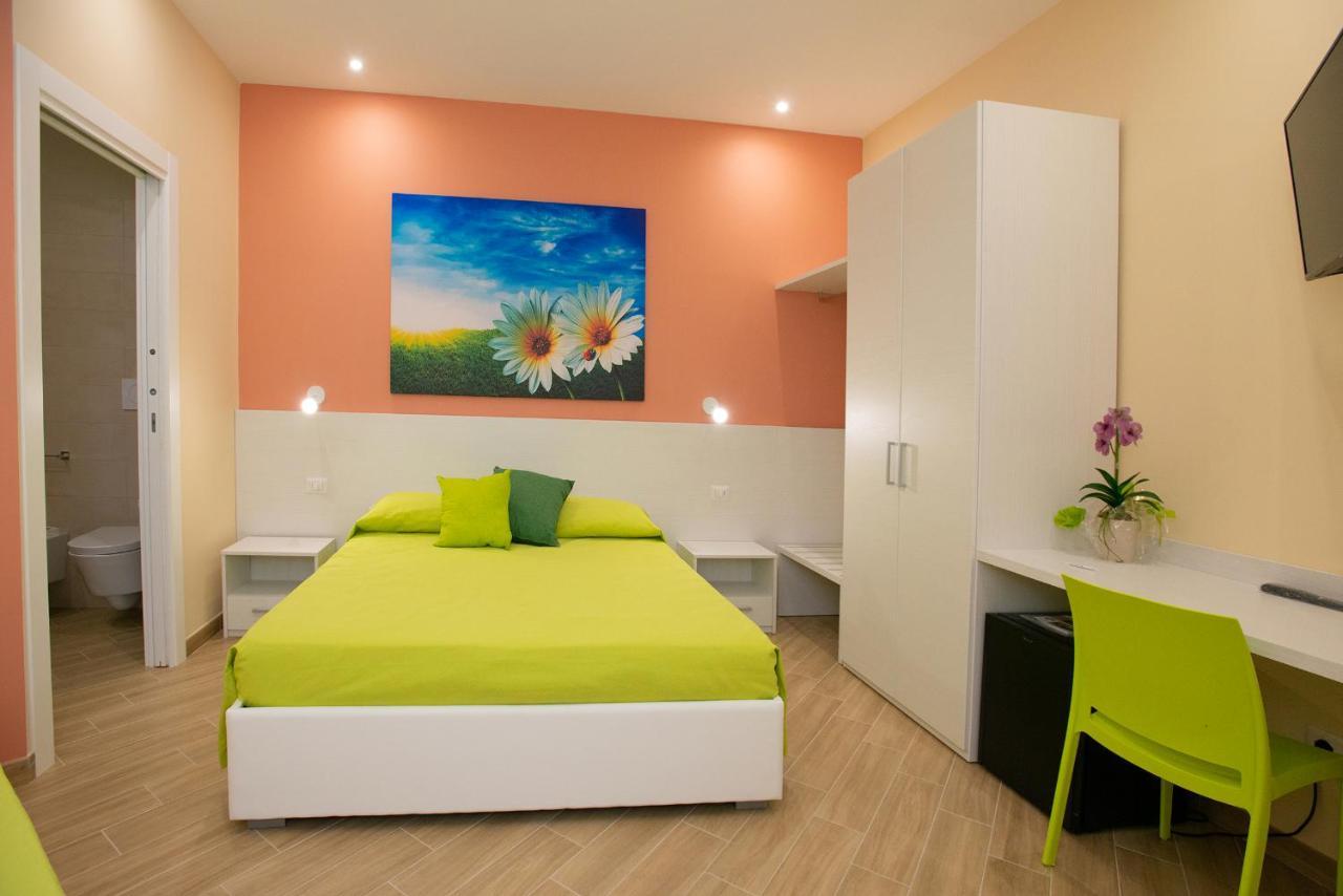 B&B Rita, Nel Cuore Del Salento カヴァッリーノ・ディ・レッチェ エクステリア 写真