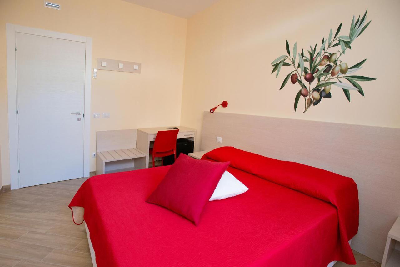 B&B Rita, Nel Cuore Del Salento カヴァッリーノ・ディ・レッチェ エクステリア 写真